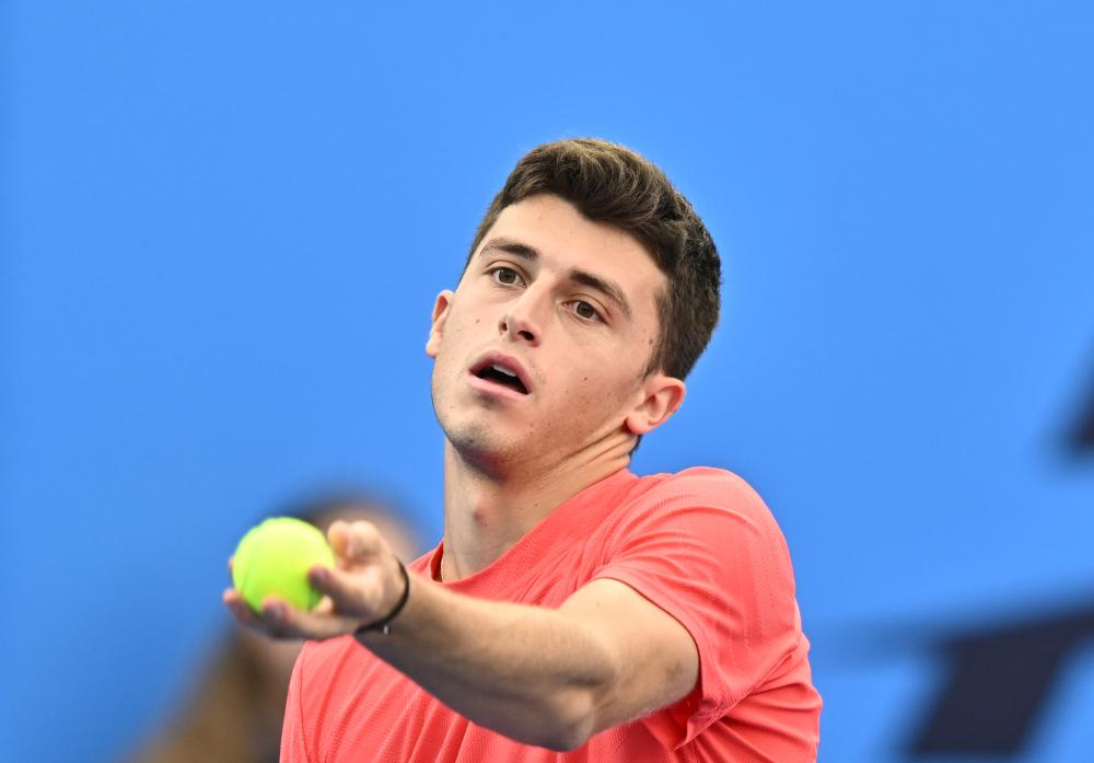 王长庆回应“摘桃”：启蒙不是我带的就算摘桃？我们考察了200多人